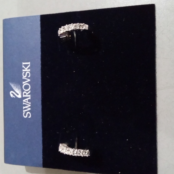 Swarovski crystal silver hoop earrings - Picture 1 of 6